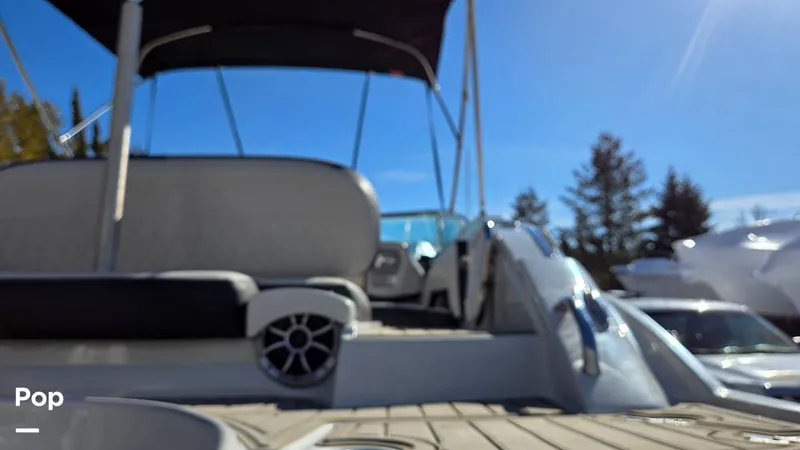 Slide: The Image of Crownline Boats 250 XSS 2023 - 16227899