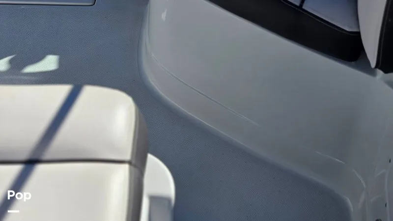 Slide: The Image of Crownline Boats 250 XSS 2023 - 16227908