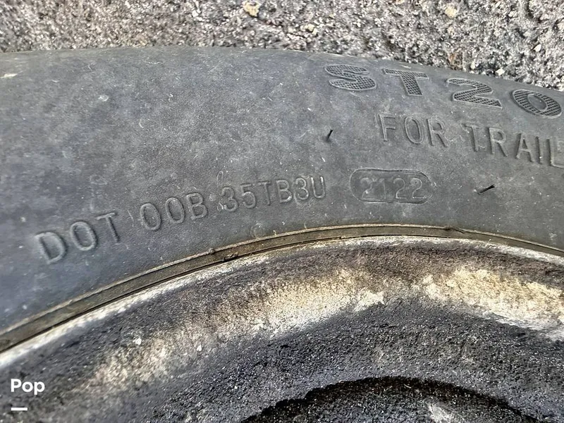 Slide: The Image of Hydra-Sports 230 WA 2000 - 16233915