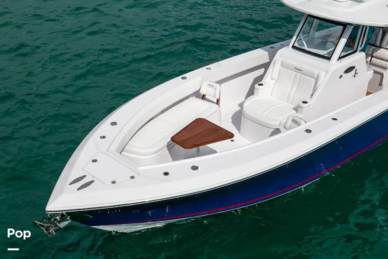 Slide: The Image of Bahama 41GT CC 2026 - 16243175