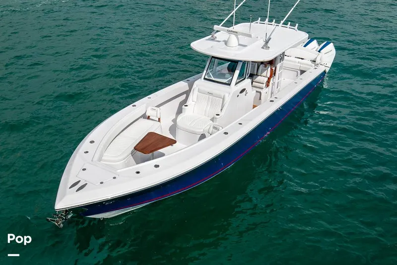 Slide: The Image of Bahama 41GT CC 2026 - 16230859