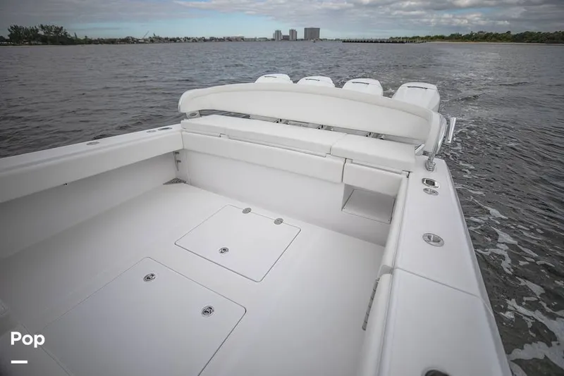 Slide: The Image of Bahama 41 CC 2026 - 16230886