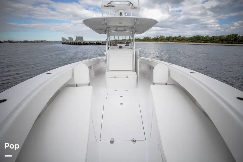 Slide: The Image of Bahama 41 CC 2026 - 16230901