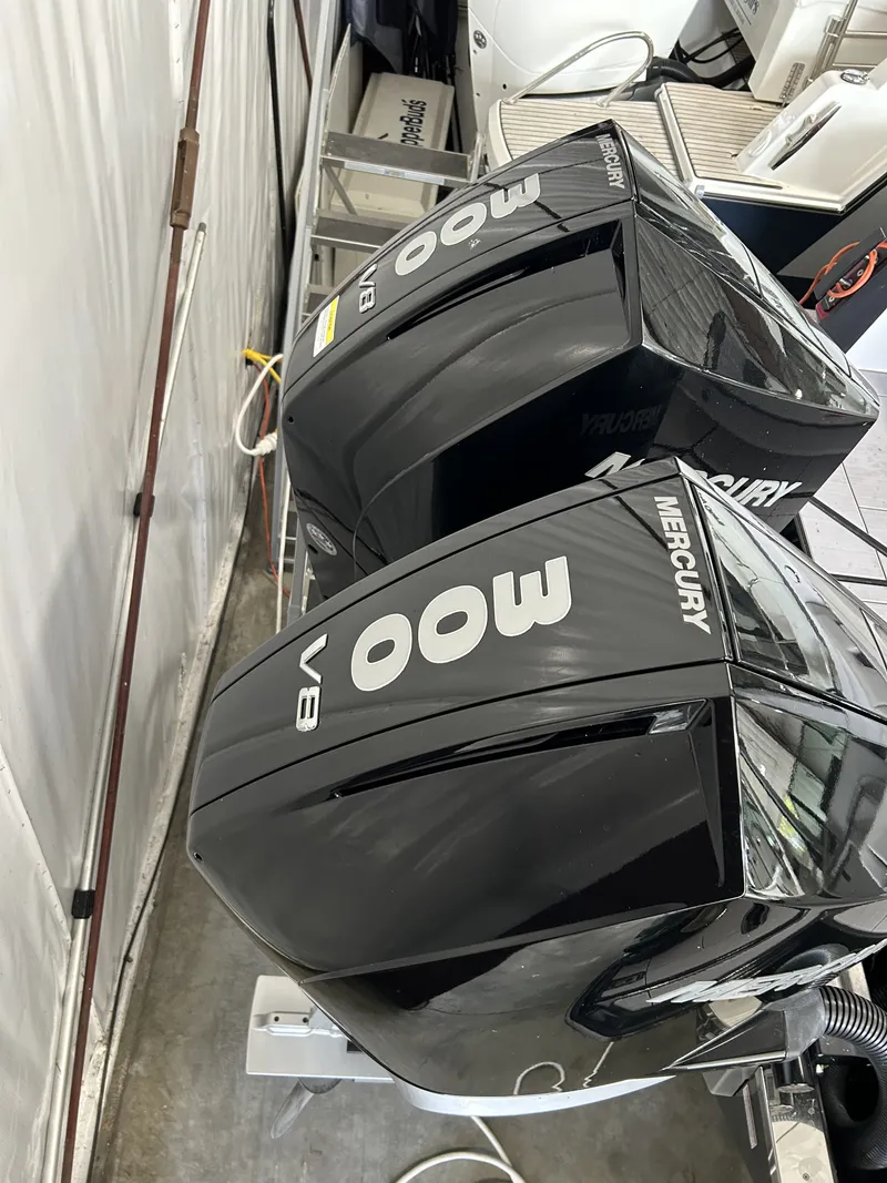 Slide: The Image of Aviara AV32 Outboard 2024 - 25