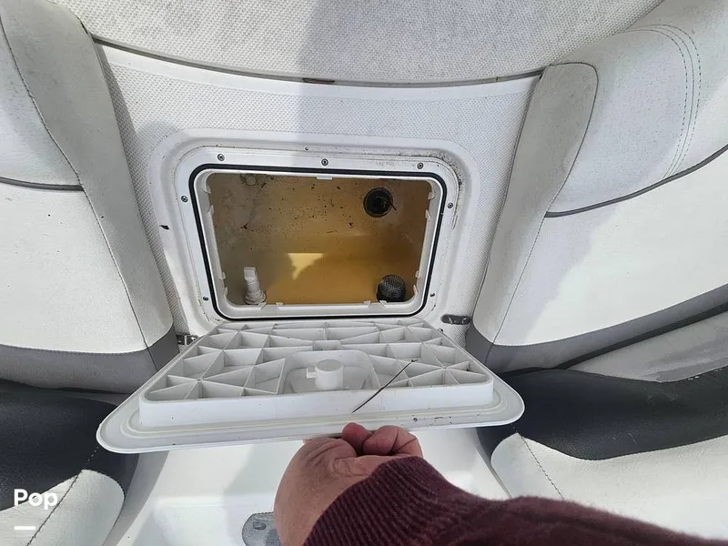 Slide: The Image of Hurricane CC19 2016 - 16243790