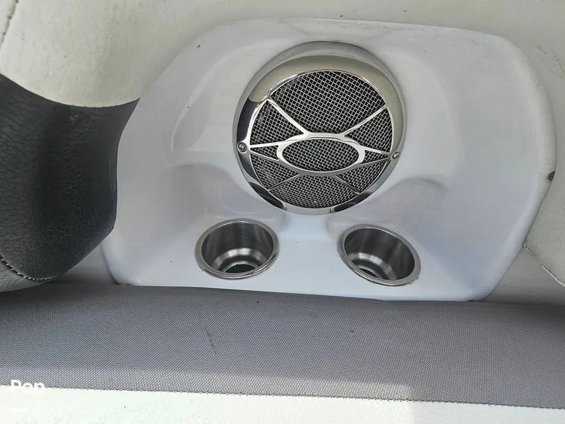 Slide: The Image of Hurricane CC19 2016 - 16243791