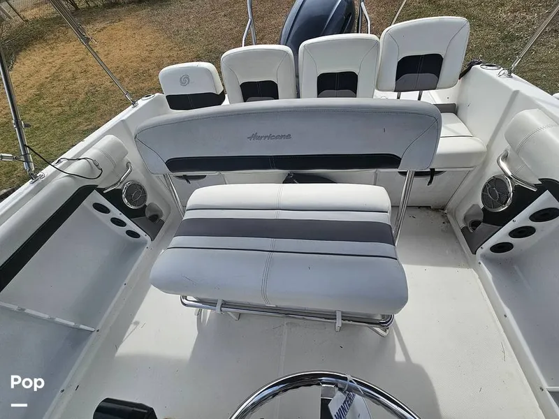 Slide: The Image of Hurricane CC19 2016 - 16243804