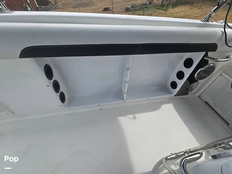 Slide: The Image of Hurricane CC19 2016 - 16243808