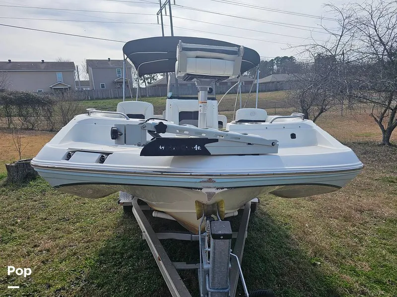 Slide: The Image of Hurricane CC19 2016 - 16243811