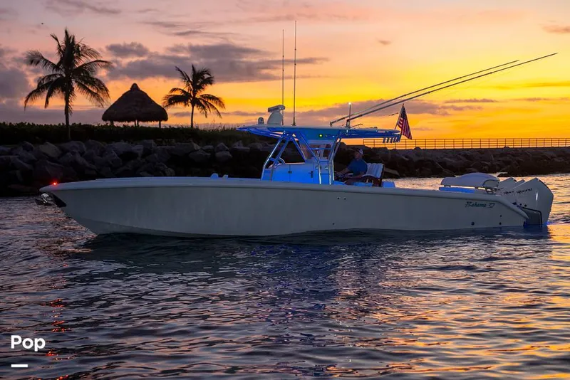 Slide: The Image of Bahama 37 CC 2026 - 16230937