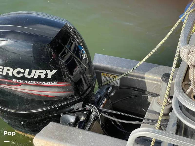 Slide: The Image of 4 Stroke 150 HP EFI - 16334113