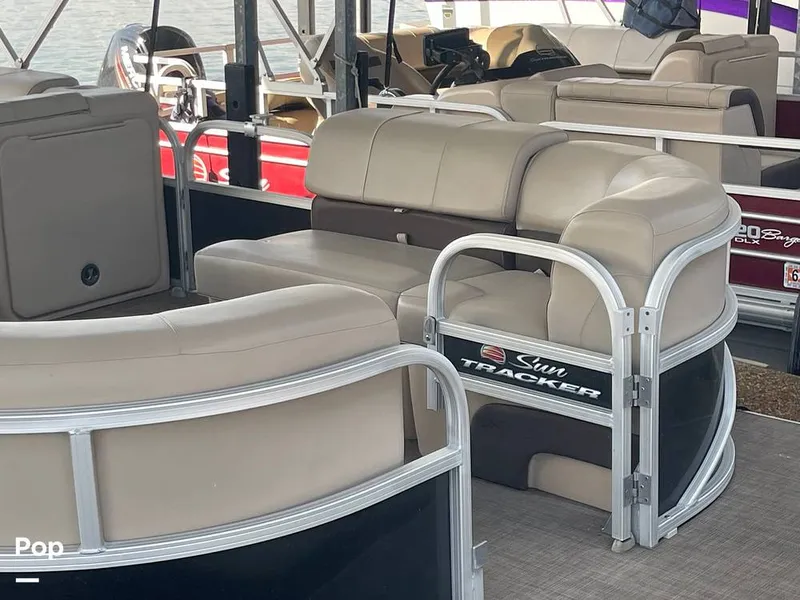 Slide: The Image of Easy Entry - 16334170