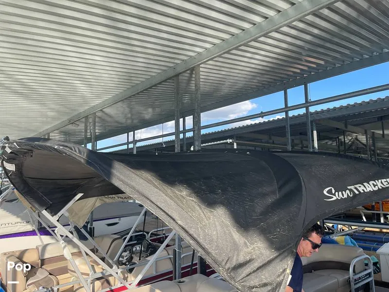 Slide: The Image of Sun Tracker Sportfish 22 XP3 2019 - 16334116