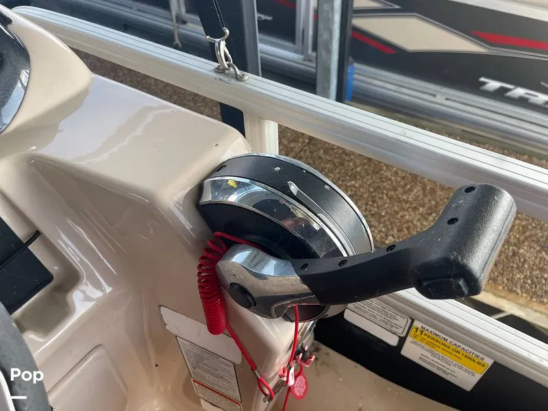 Slide: The Image of Throttle And Safety Switch - 16334644