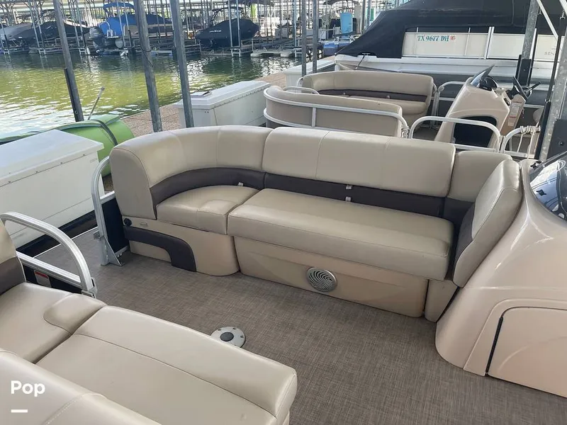 Slide: The Image of Sun Tracker Sportfish 22 XP3 2019 - 16334176