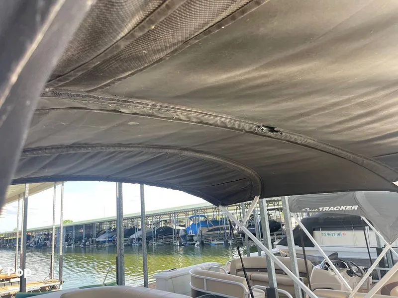 Slide: The Image of Sun Tracker Sportfish 22 XP3 2019 - 16334184