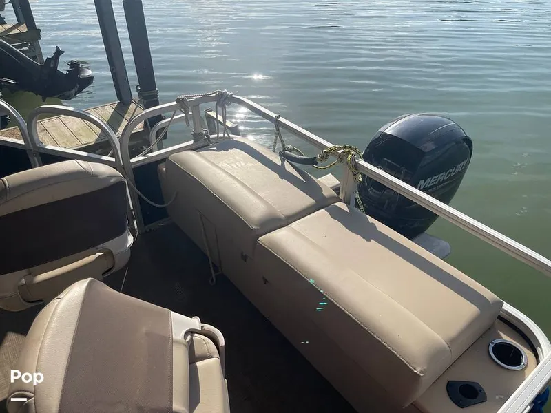 Slide: The Image of Sun Tracker Sportfish 22 XP3 2019 - 16334185