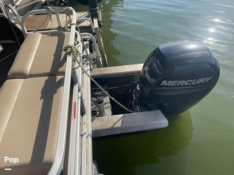 Slide: The Image of Sun Tracker Sportfish 22 XP3 2019 - 16334194