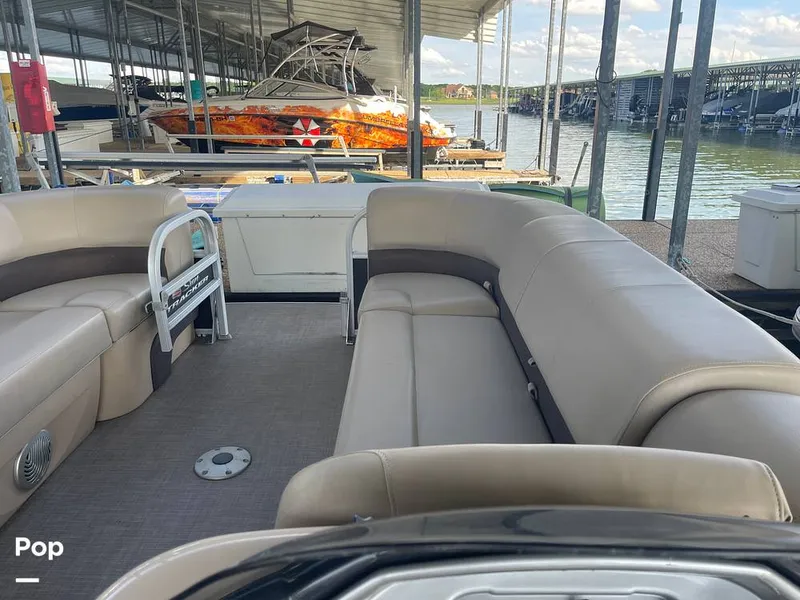 Slide: The Image of Clean And Comfortable - 16334640