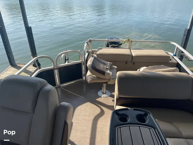 Slide: The Image of Sun Tracker Sportfish 22 XP3 2019 - 16334655