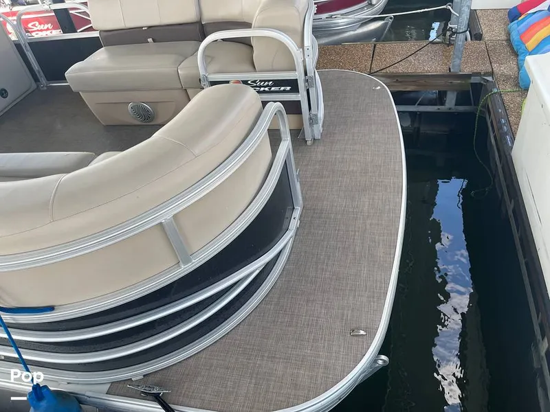 Slide: The Image of Sun Tracker Sportfish 22 XP3 2019 - 16334664