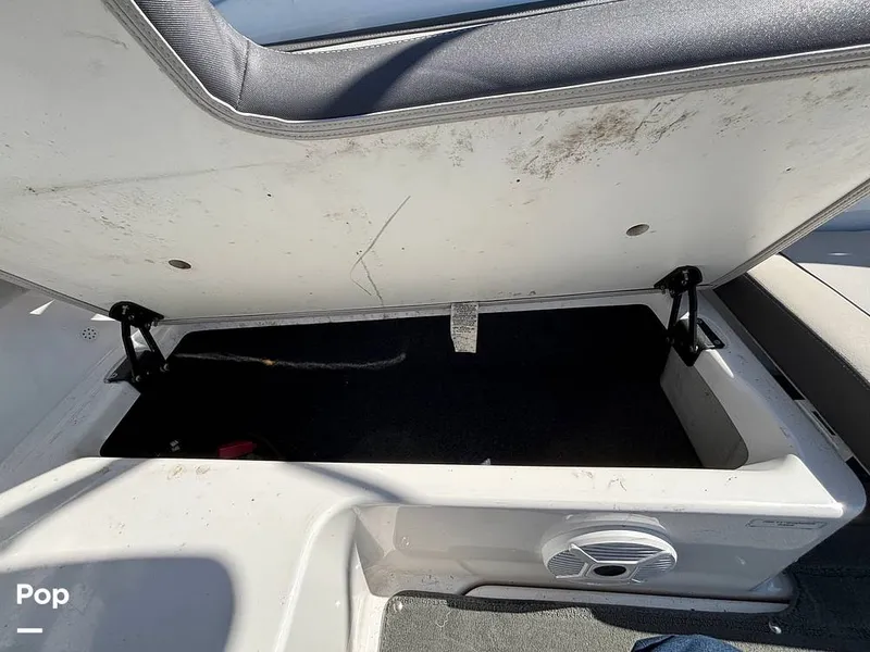 Slide: The Image of Lots Of Storage - 16263108