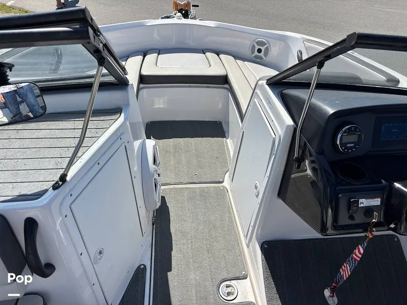 Slide: The Image of Windshield - Walk Through - 16262605