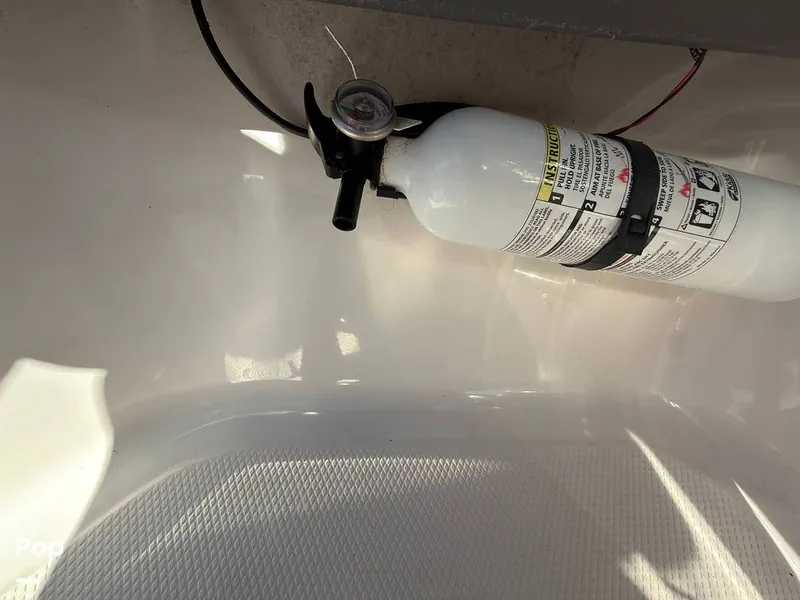 Slide: The Image of Chaparral Suncoast 230 2016 - 16235128