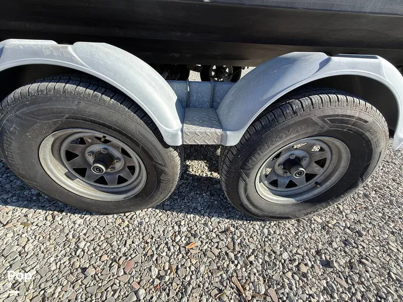 Slide: The Image of Chaparral Suncoast 230 2016 - 16253367