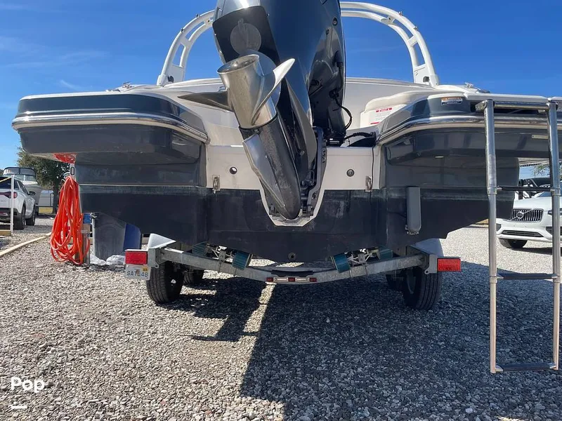 Slide: The Image of Chaparral Suncoast 230 2016 - 16226003