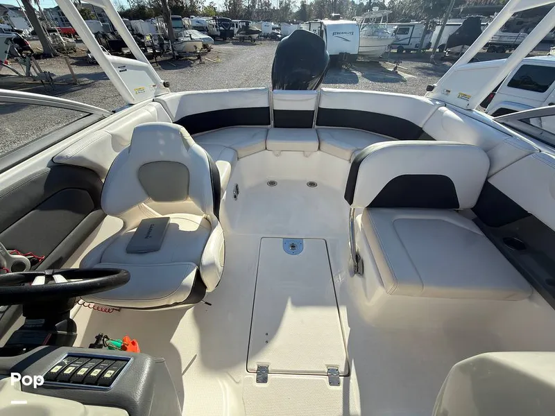 Slide: The Image of Chaparral Suncoast 230 2016 - 16235053