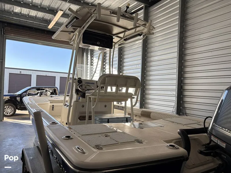 Slide: The Image of Sea Born FX 24 Tour SE 2015 - 16320083