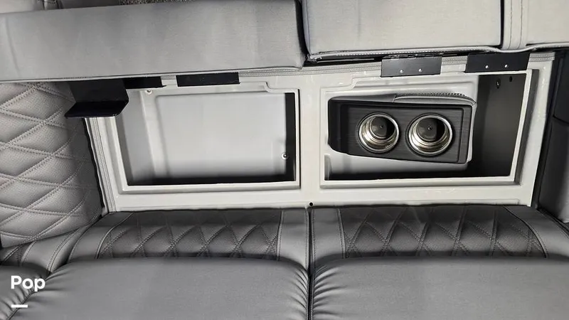 Slide: The Image of Bennington 25QFB 2024 - 16371256