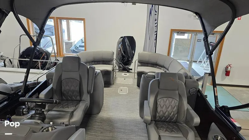 Slide: The Image of Bennington 25QFB 2024 - 16371252