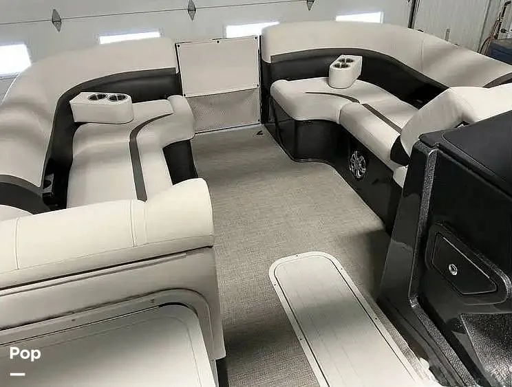 Slide: The Image of Crest Caribbean RS 230 SLC 2024 - 16237740