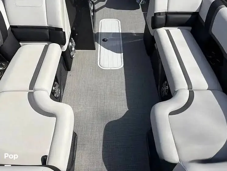 Slide: The Image of Crest Caribbean RS 230 SLC 2024 - 16237733