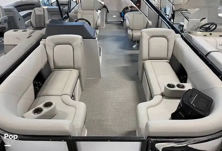 Slide: The Image of Crest CARIBBEAN LX 230 SLC 2024 - 16236887