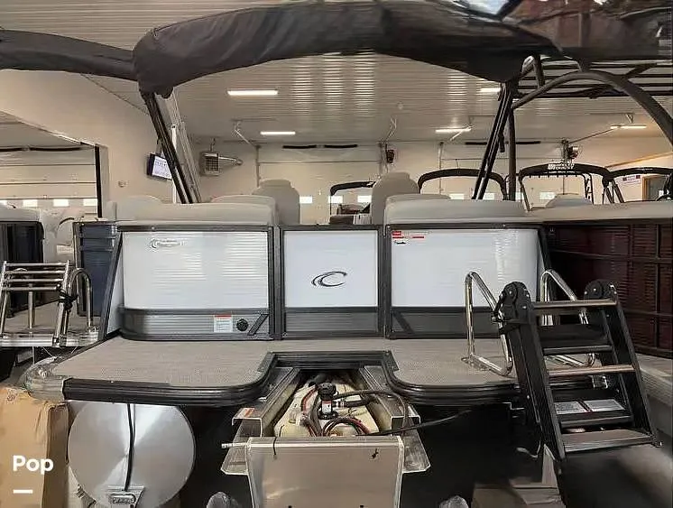 Slide: The Image of Crest CARIBBEAN LX 230 SLC 2024 - 16236877