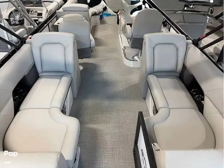 Slide: The Image of Crest CARIBBEAN LX 230 SLC 2024 - 16236879