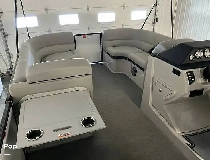 Slide: The Image of Crest CARIBBEAN LX 230 SLC 2024 - 16236883