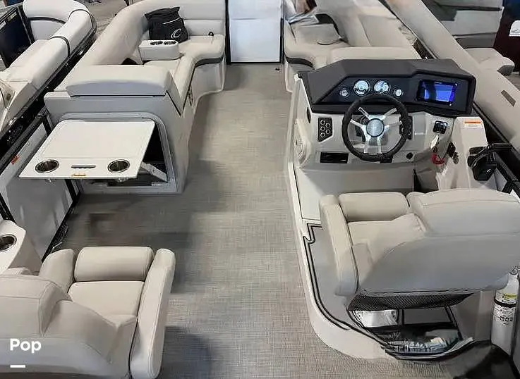 Slide: The Image of Crest CARIBBEAN LX 230 SLC 2024 - 16236885