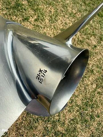 Slide: The Image of Blazer 2400 Bay 2015 - 16315509