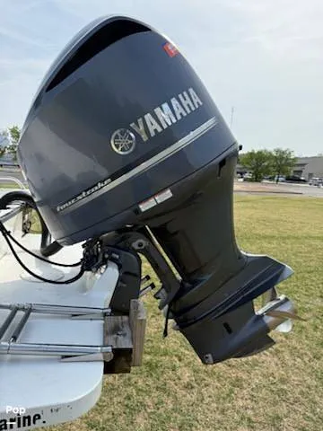 Slide: The Image of Blazer 2400 Bay 2015 - 16315512