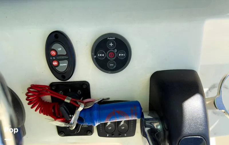 Slide: The Image of Skeeter SX2550 2020 - 16275176