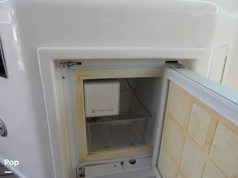 Slide: The Image of Cruisers 390 Sports Coupe 2007 - 16300091