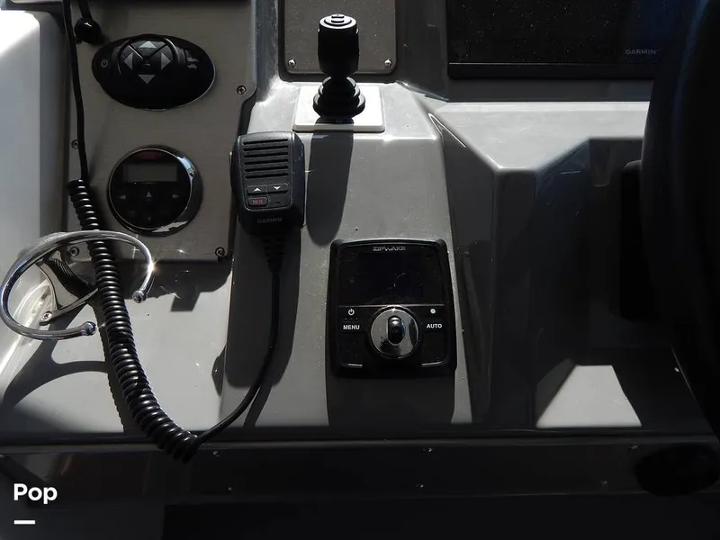 Slide: The Image of Cruisers 390 Sports Coupe 2007 - 16300103