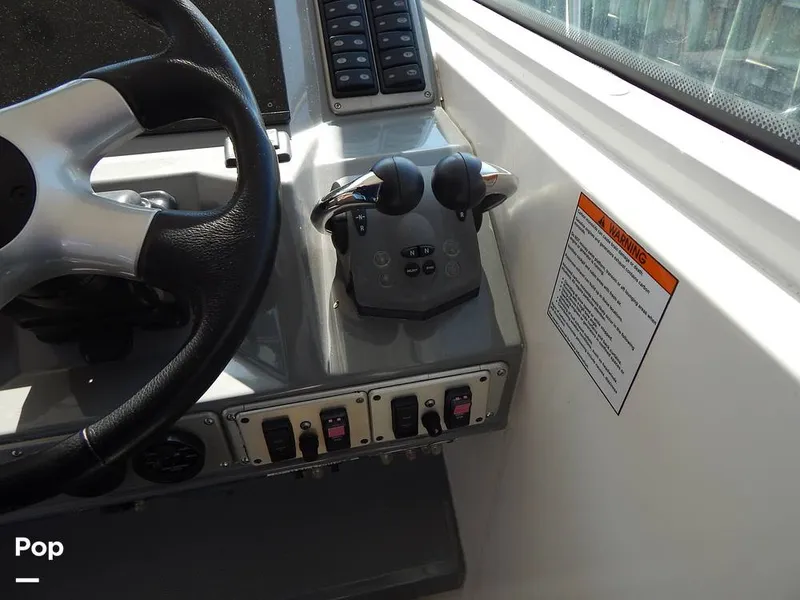 Slide: The Image of Cruisers 390 Sports Coupe 2007 - 16300107