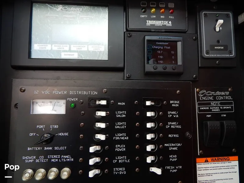 Slide: The Image of Cruisers 390 Sports Coupe 2007 - 16300113