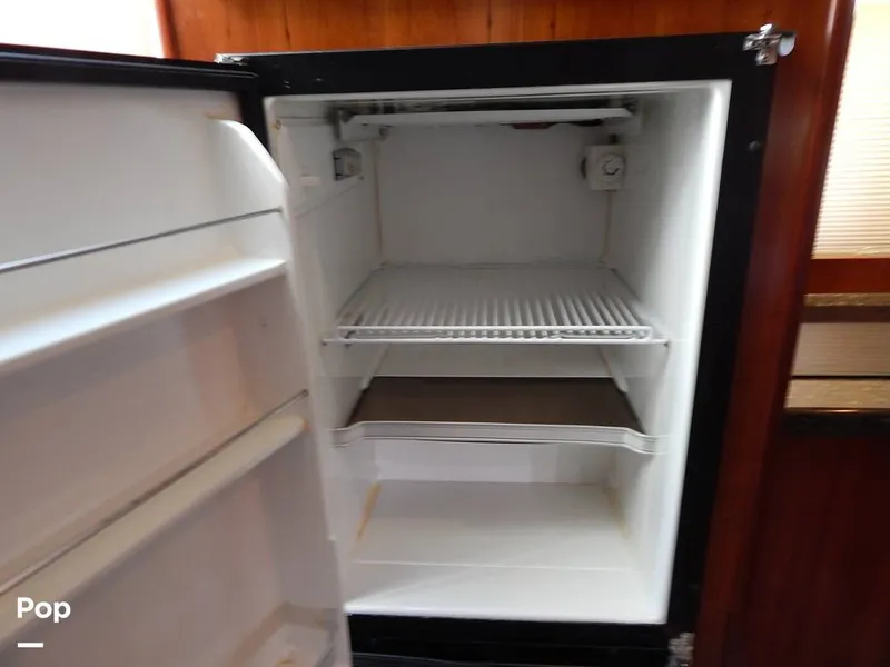 Slide: The Image of Cruisers 390 Sports Coupe 2007 - 16300143