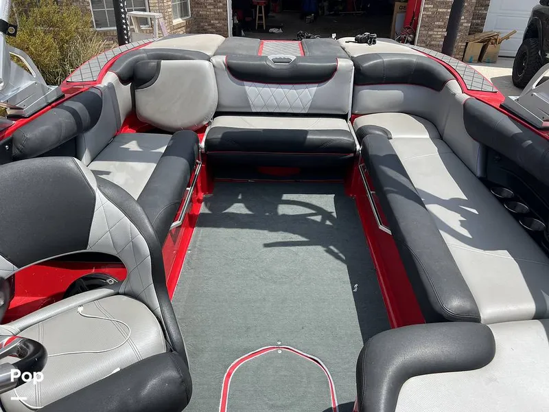 Slide: The Image of Mastercraft X30 2013 - 16242191